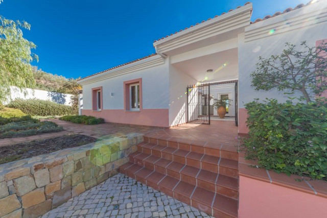 3db2645390c26a33bd710f59cfc7a479 - 22