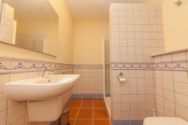 3db2645390c26a33bd710f59cfc7a479 - 23