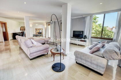 3e287d439085365d701295688ae3806c - 12