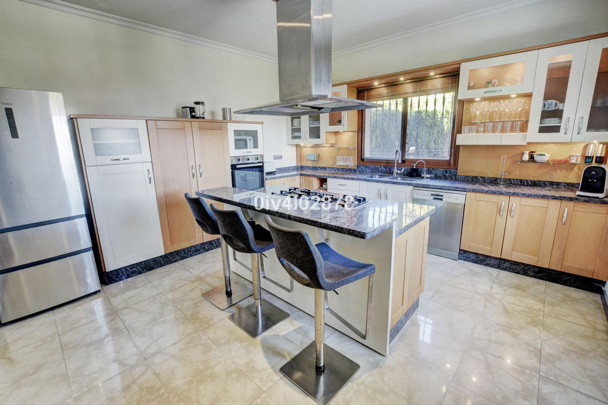 3e287d439085365d701295688ae3806c - 19