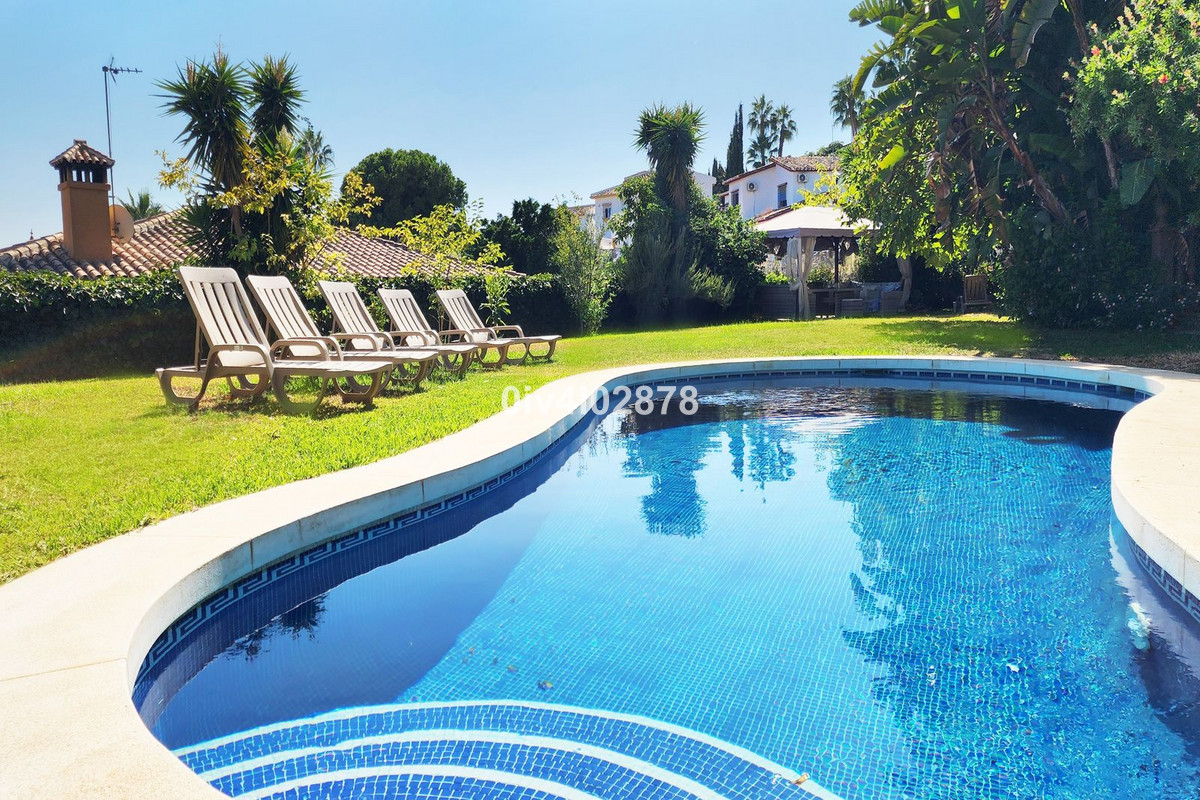 3e287d439085365d701295688ae3806c - 24