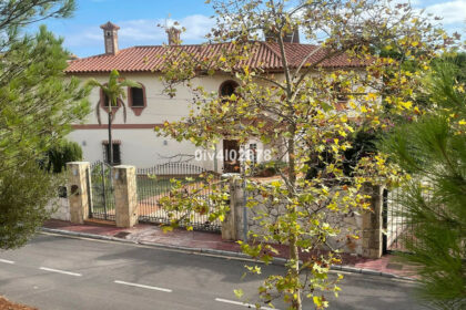 3e287d439085365d701295688ae3806c - 4