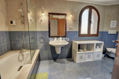 3e287d439085365d701295688ae3806c - 50