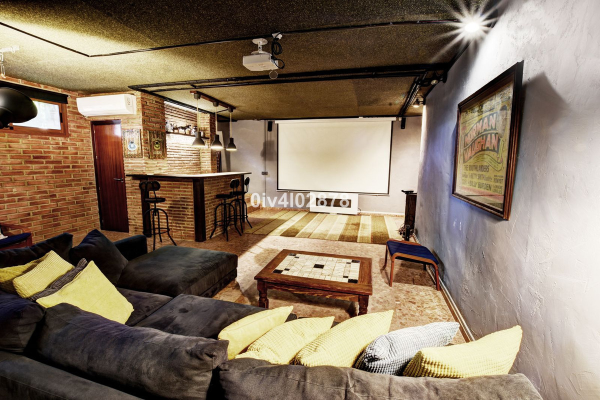 3e287d439085365d701295688ae3806c - 55