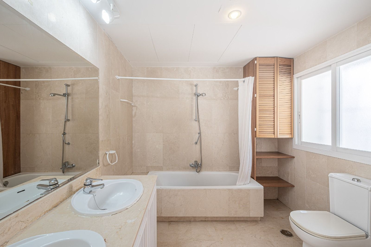 3e69ca4fcb1823a0d6ab46173354c683 - 13