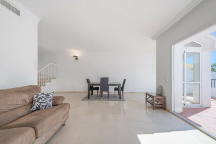 3e69ca4fcb1823a0d6ab46173354c683 - 14