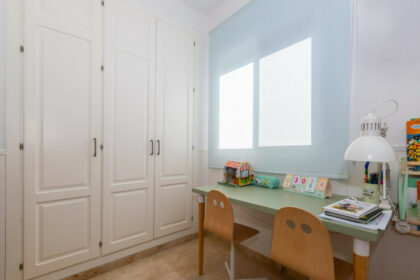 3e8cb46af6efe4a2bf7c864cc8465e8c - 17