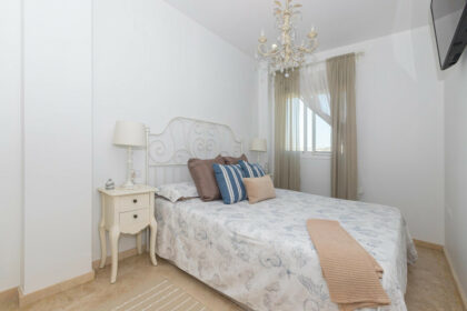 3e8cb46af6efe4a2bf7c864cc8465e8c - 22