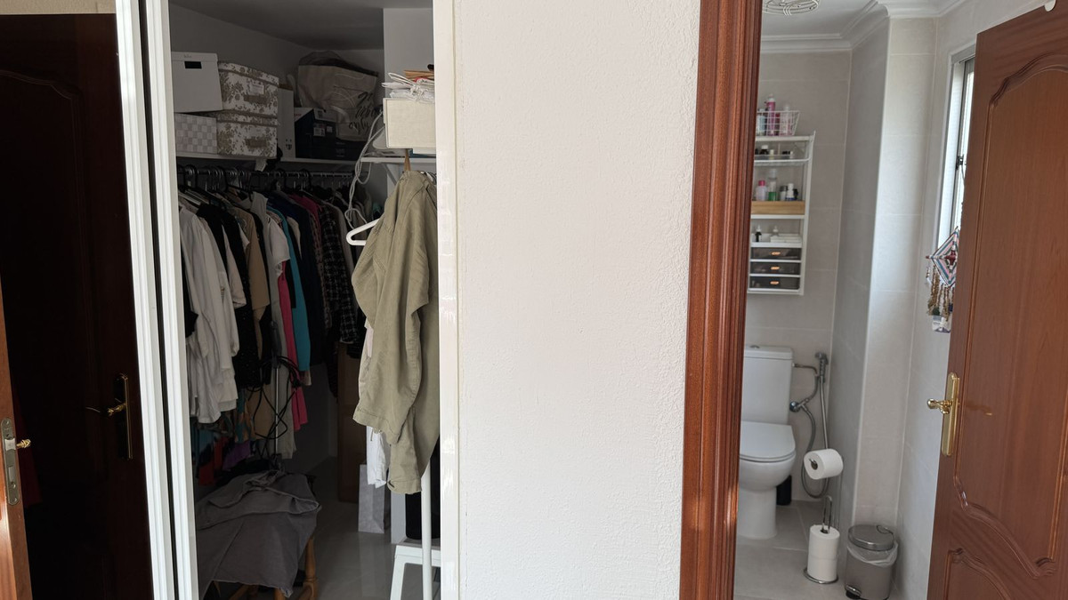 3ec94380b1ed22a9f020f0ddc7dfa955 - 23