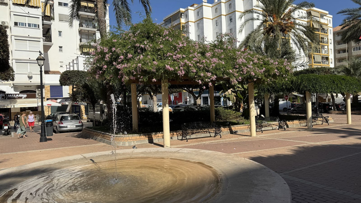 3ec94380b1ed22a9f020f0ddc7dfa955 - 28