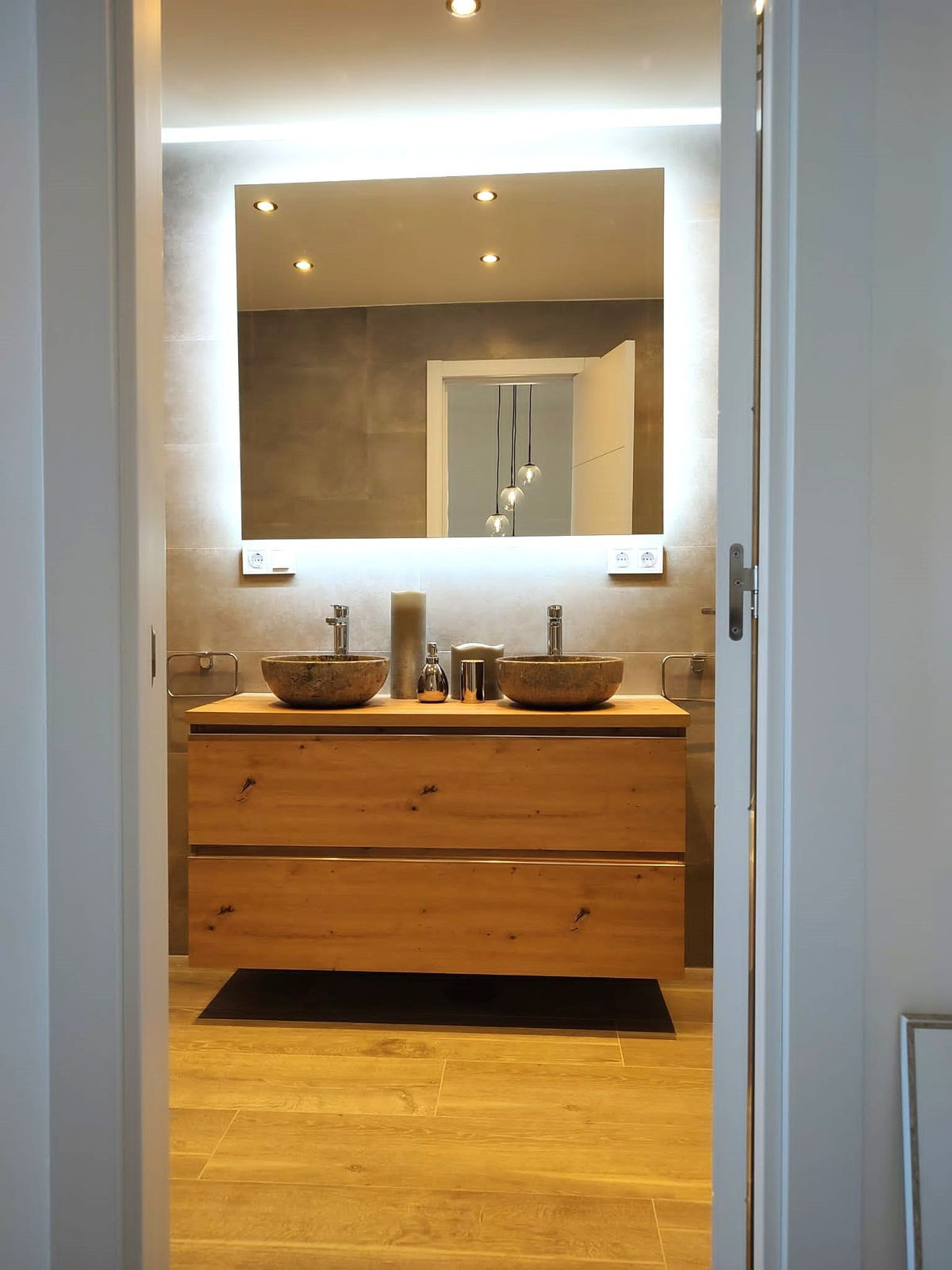 3f1f58df78c6b694b5c1d5b691383157 - 11