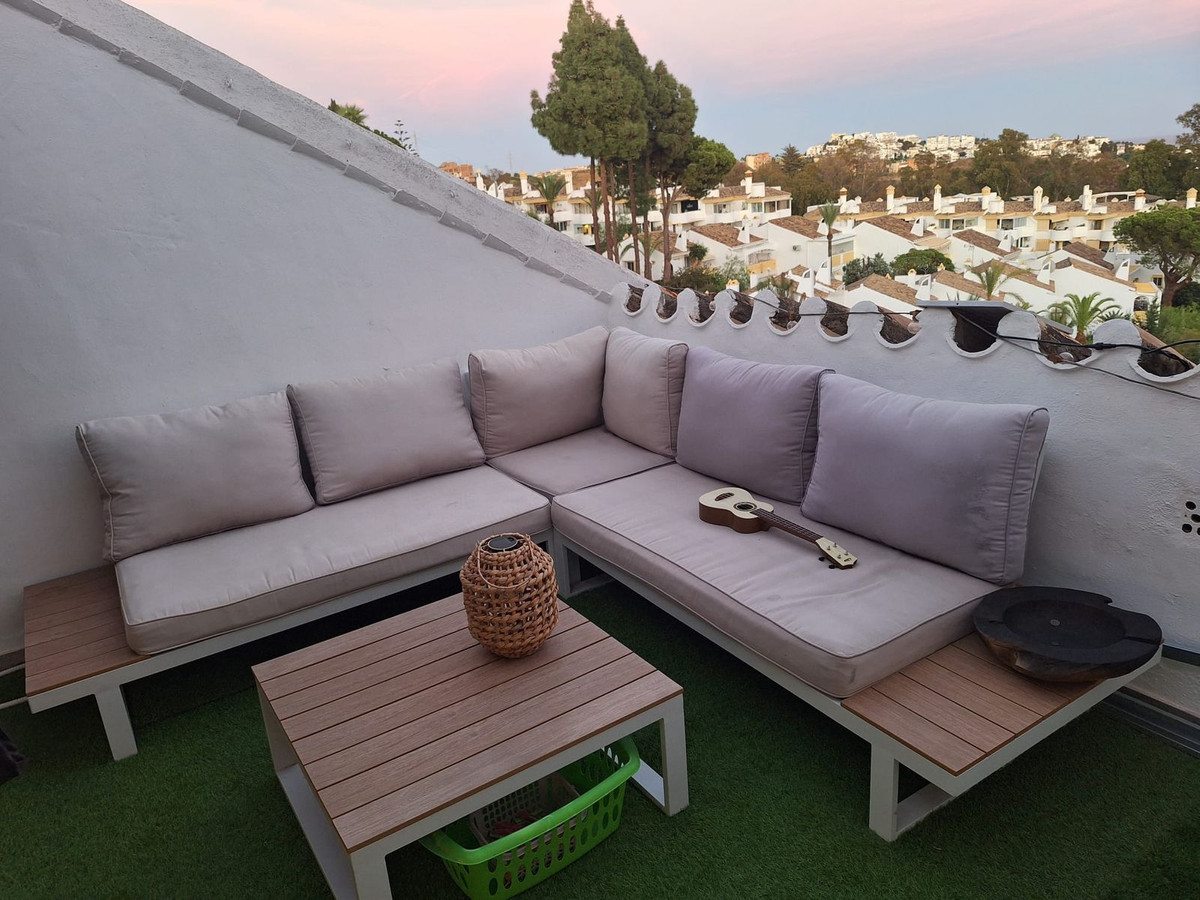 3f1f58df78c6b694b5c1d5b691383157 - 3