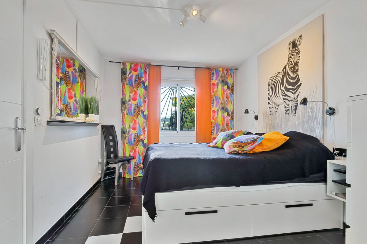 4016758e8456e02e9c5231dff0481bfc - 12