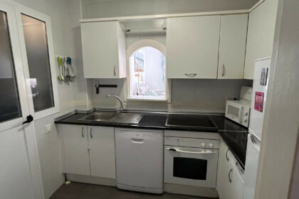 401941b2cb2870cb7a3bb6155b774de5 - 15