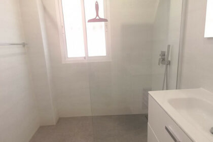 401941b2cb2870cb7a3bb6155b774de5 - 25