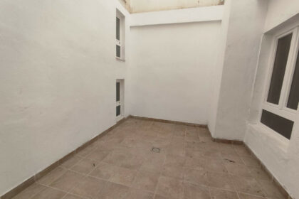 403e1c3b82a80b811bece053a4e78148 - 10