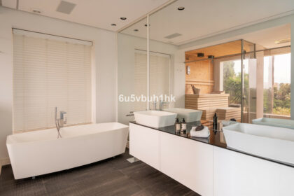 408588719fc1483de92de7017ba07756 - 24