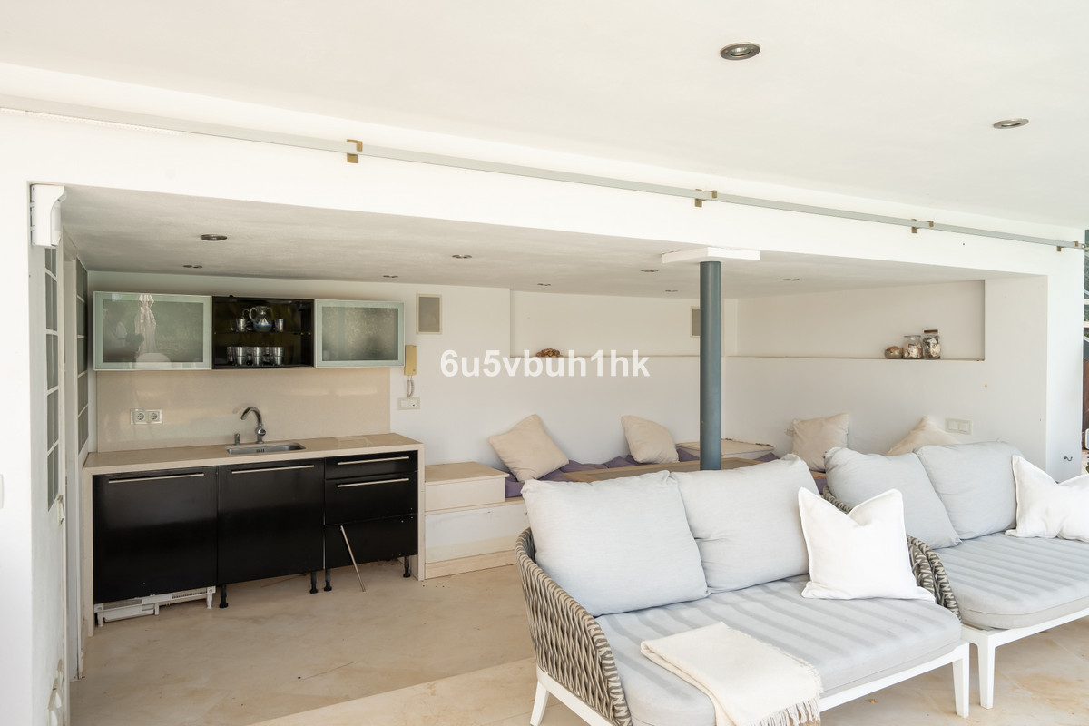 408588719fc1483de92de7017ba07756 - 33