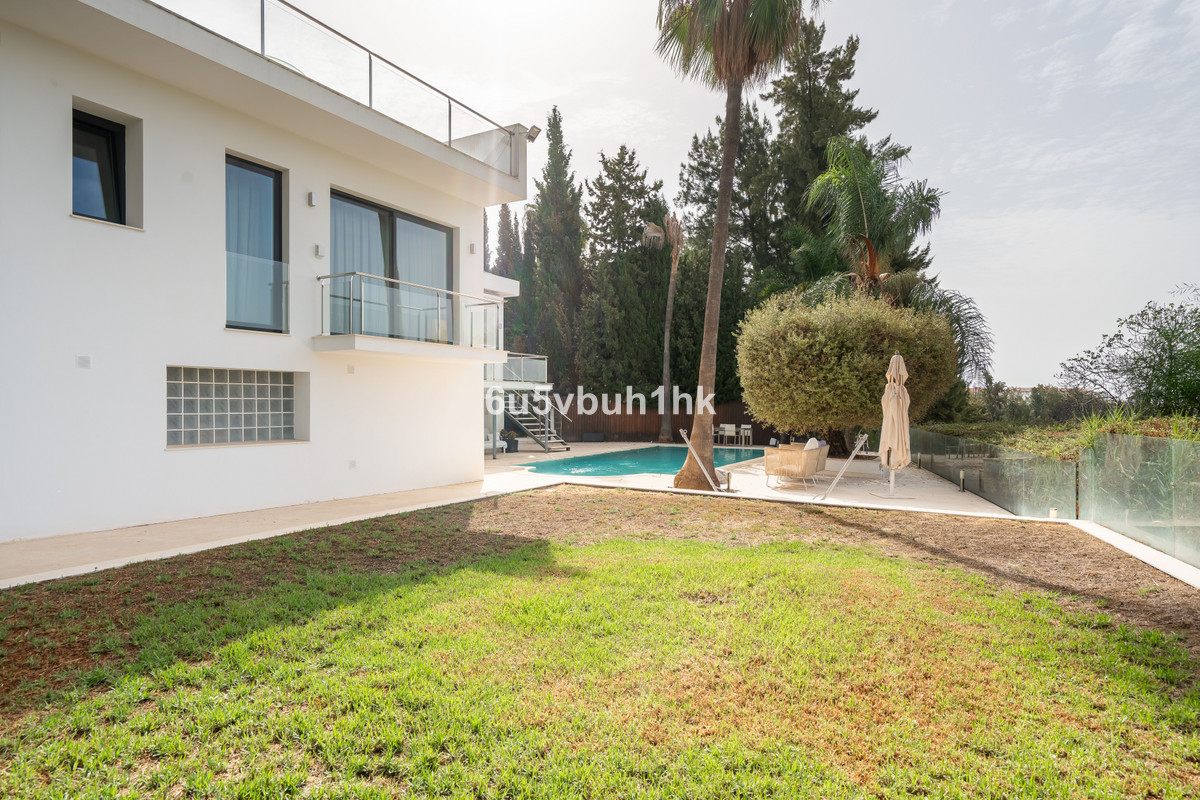 408588719fc1483de92de7017ba07756 - 35