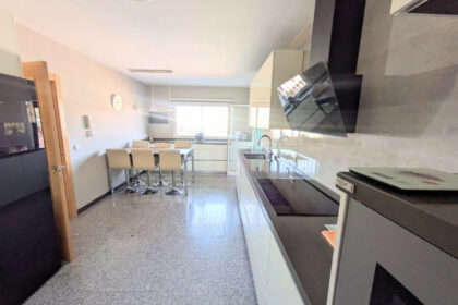 40e330f91bcc24f9e3d921f3f4446516 - 10