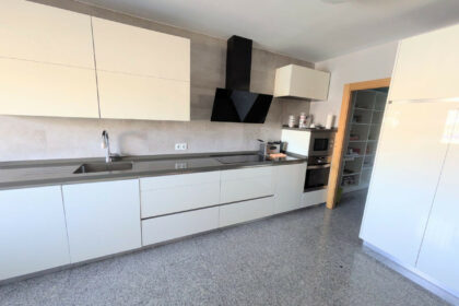 40e330f91bcc24f9e3d921f3f4446516 - 11