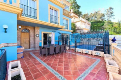 40e330f91bcc24f9e3d921f3f4446516 - 16