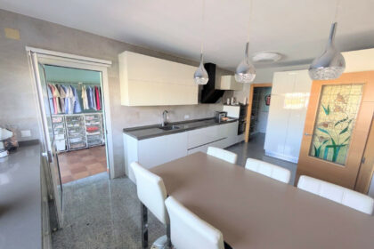 40e330f91bcc24f9e3d921f3f4446516 - 8