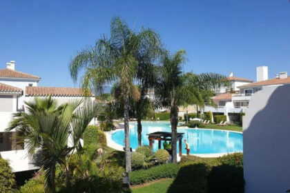 420988bf77abdb7b8b263fa971047c97 - 17