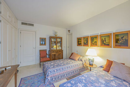 424e0177a0807084873ac23cd7ef9339 - 16