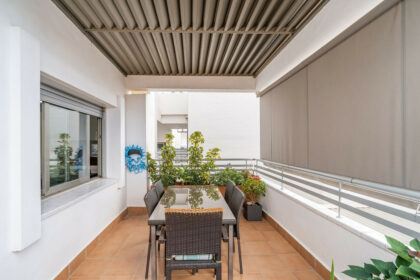 4379078f3647bc21583baee361d6dbdf - 25