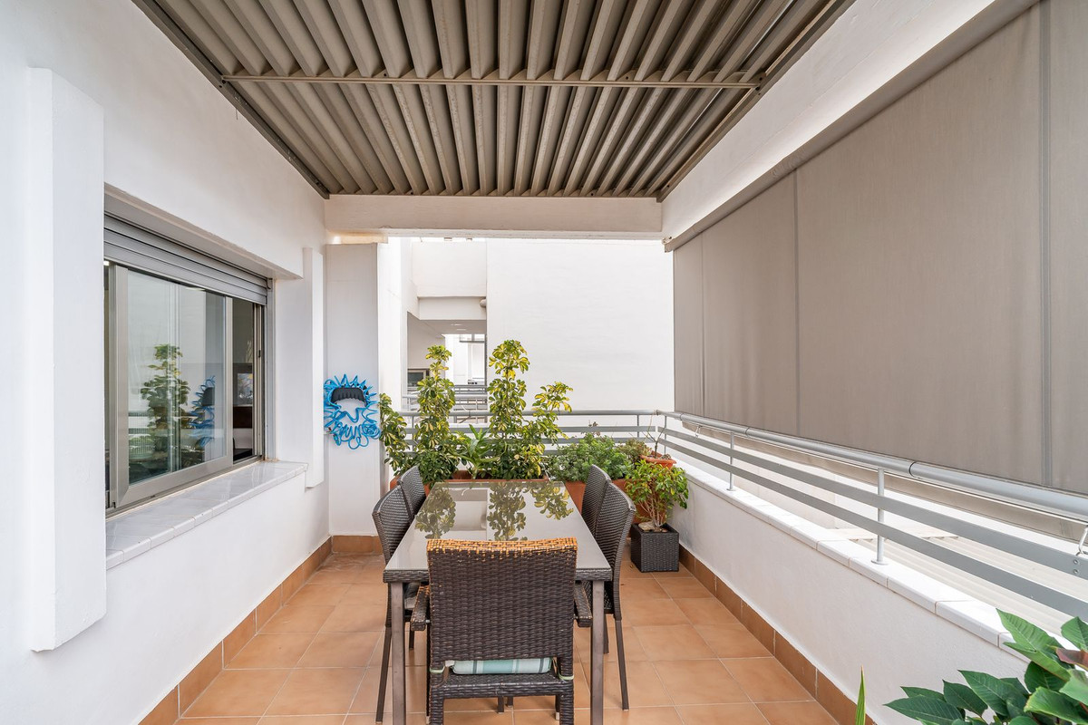 4379078f3647bc21583baee361d6dbdf - 25