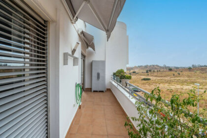 4379078f3647bc21583baee361d6dbdf - 27