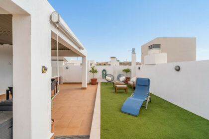 4379078f3647bc21583baee361d6dbdf - 31