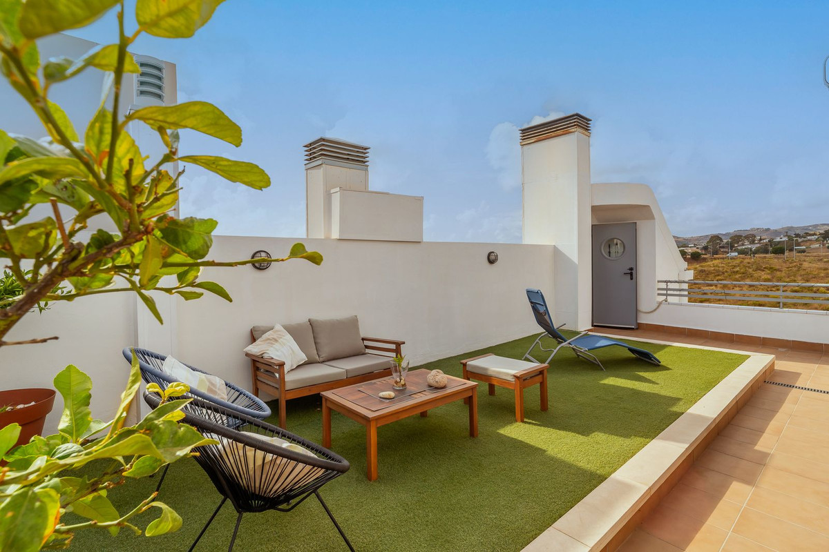 4379078f3647bc21583baee361d6dbdf - 34