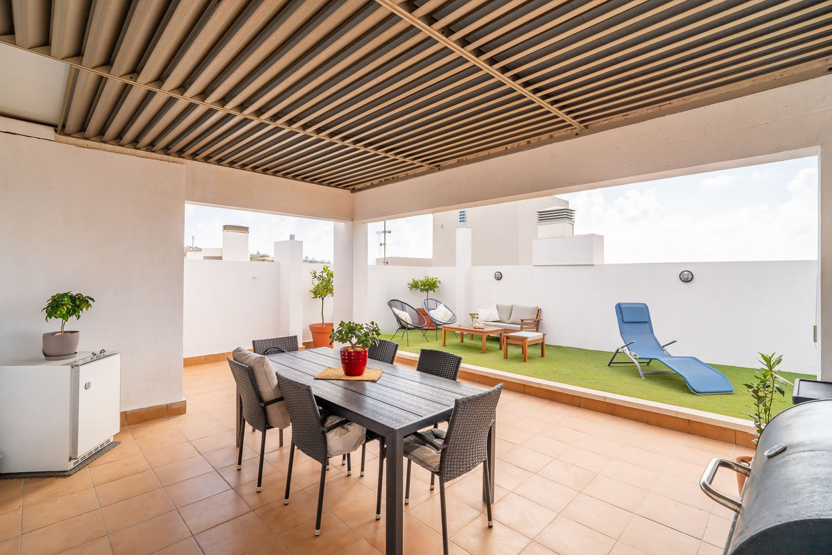 4379078f3647bc21583baee361d6dbdf - 39