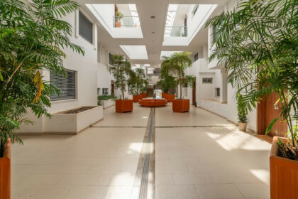 4379078f3647bc21583baee361d6dbdf - 52