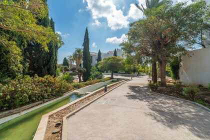 4379078f3647bc21583baee361d6dbdf - 60