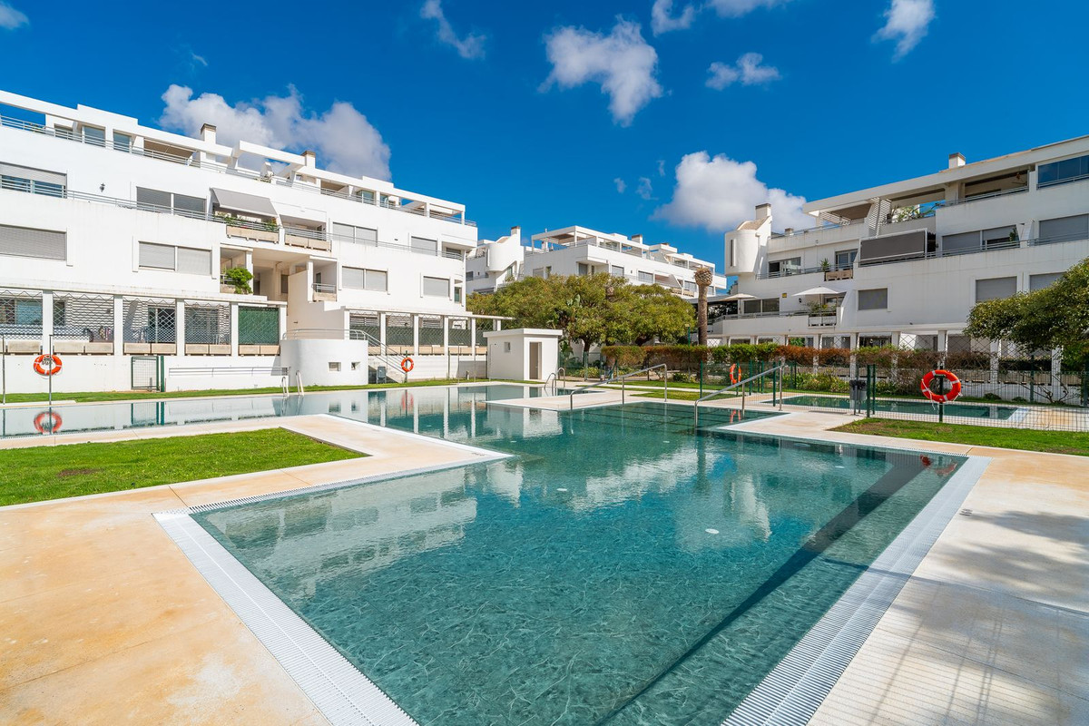 4379078f3647bc21583baee361d6dbdf - 67