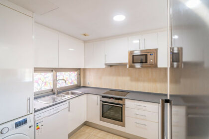 4379078f3647bc21583baee361d6dbdf - 9