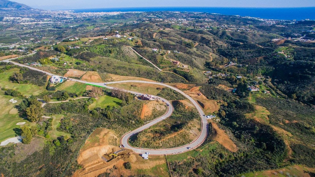 43d562aa58d44c9e7cb22485e4b6a388 - 3