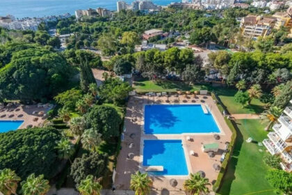 43dbb6a55438d1d54c5f867d84b2d338 - 1