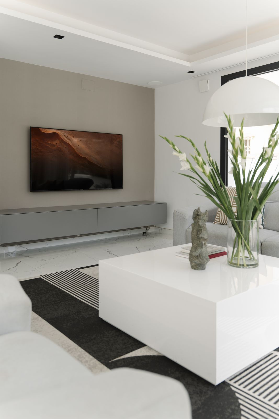 4469de83390484bb6f3a9ad447becb56 - 29