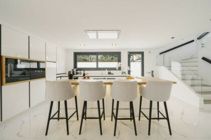 4469de83390484bb6f3a9ad447becb56 - 33