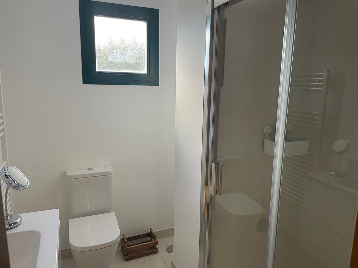 45645fe392f3aa5e0367b6675af8f062 - 10