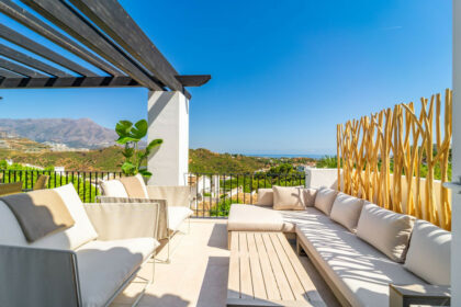 45da8229d0a588b2a17ffedf1cce928c - 17