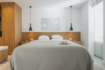 4688d0caca85ccab930e61c80499a011 - 10