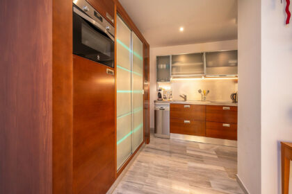 471f5f969a3efd203096d1dd63859009 - 7