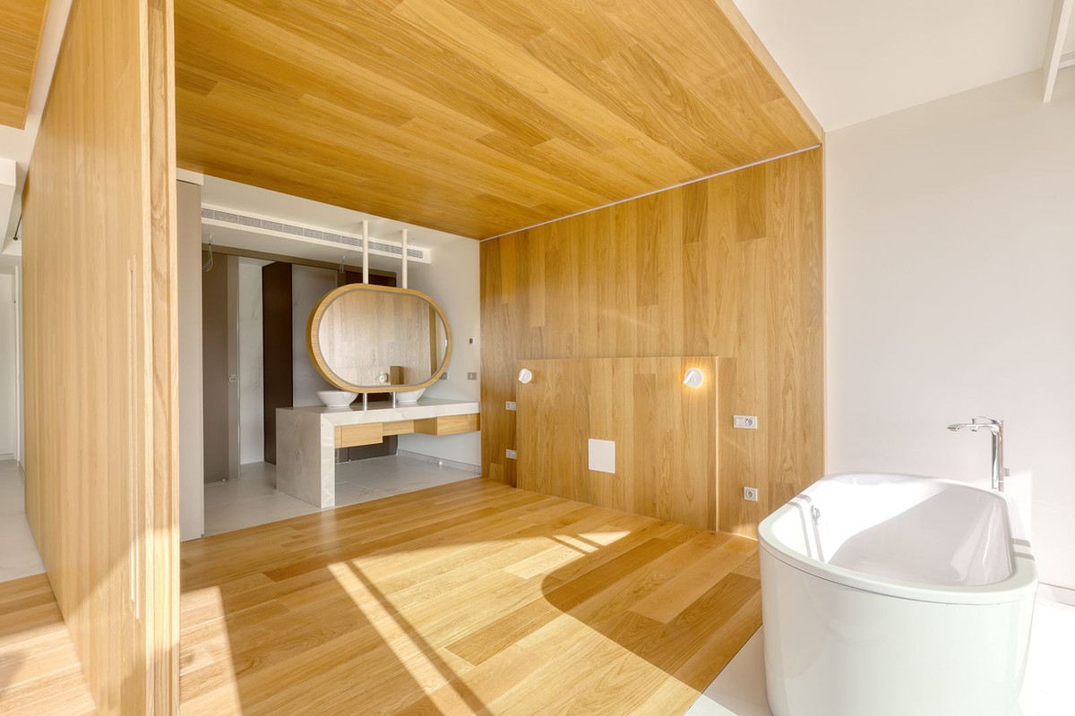 4794a9a0b17890571d7f583d2c6b1ece - 16