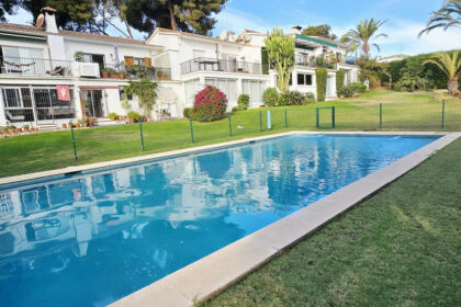 47ff0fb8d7baa4f441239c1ff808e0e6 - 1