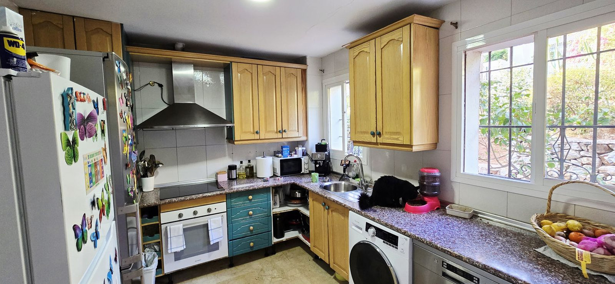 47ff0fb8d7baa4f441239c1ff808e0e6 - 11